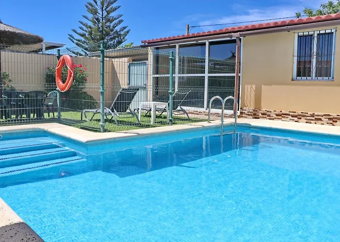 Curro Pareja 97 * Conil De La Frontera