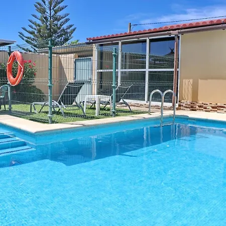 Curro Pareja 97 * Conil De La Frontera